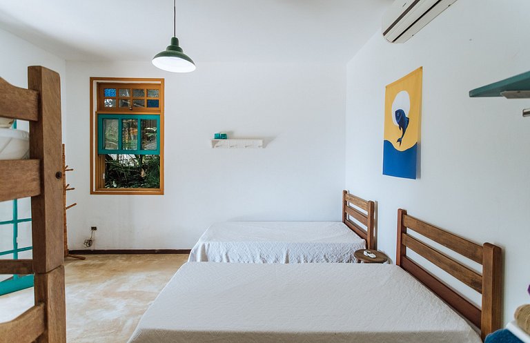 Piscina e jacuzzi aquecidas, sauna e linda vista!