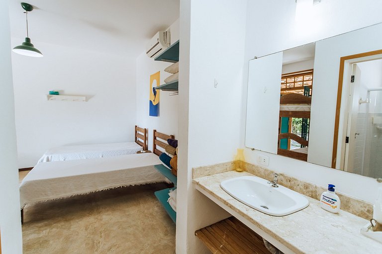 Piscina e jacuzzi aquecidas, sauna e linda vista!