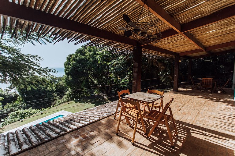 Piscina e jacuzzi aquecidas, sauna e linda vista!