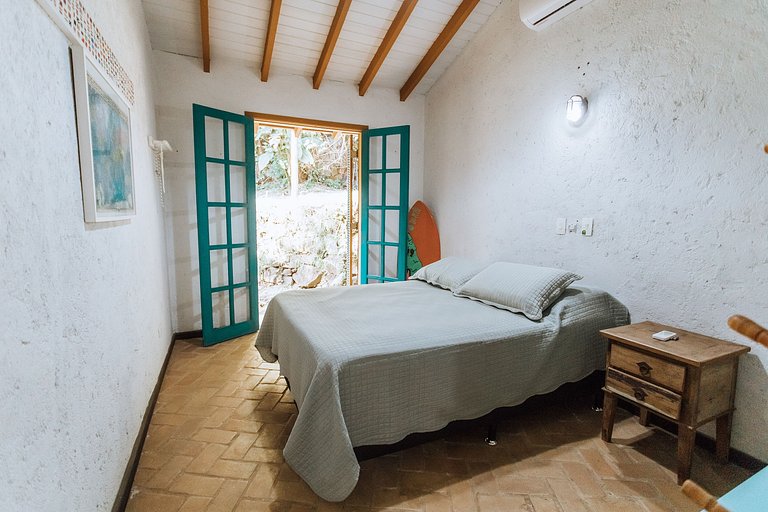 Piscina e jacuzzi aquecidas, sauna e linda vista!