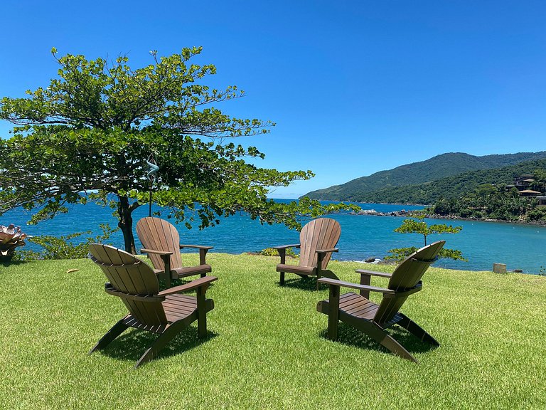 Casa em estilo balinês, pé na areia!