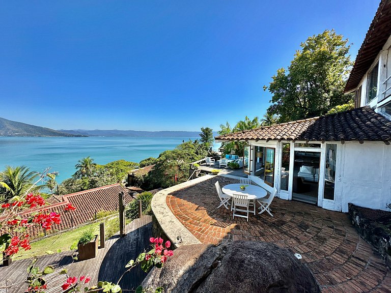 Vista deslumbrante, piscina, sauna, churrasqueira