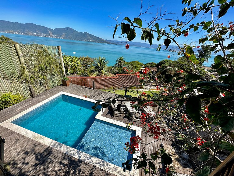 Vista deslumbrante, piscina, sauna, churrasqueira