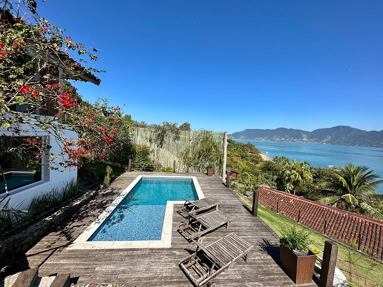 Vista deslumbrante, piscina, sauna, churrasqueira