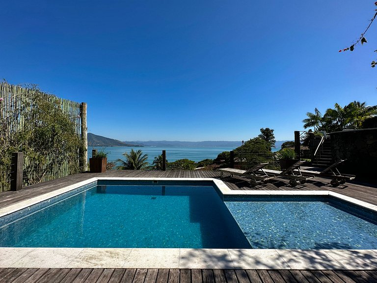Vista deslumbrante, piscina, sauna, churrasqueira