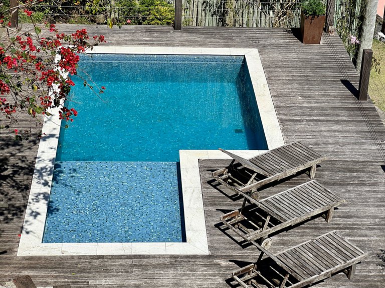 Vista deslumbrante, piscina, sauna, churrasqueira