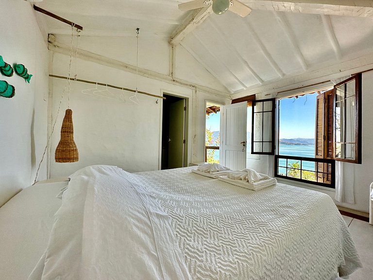 Vista deslumbrante, piscina, sauna, churrasqueira