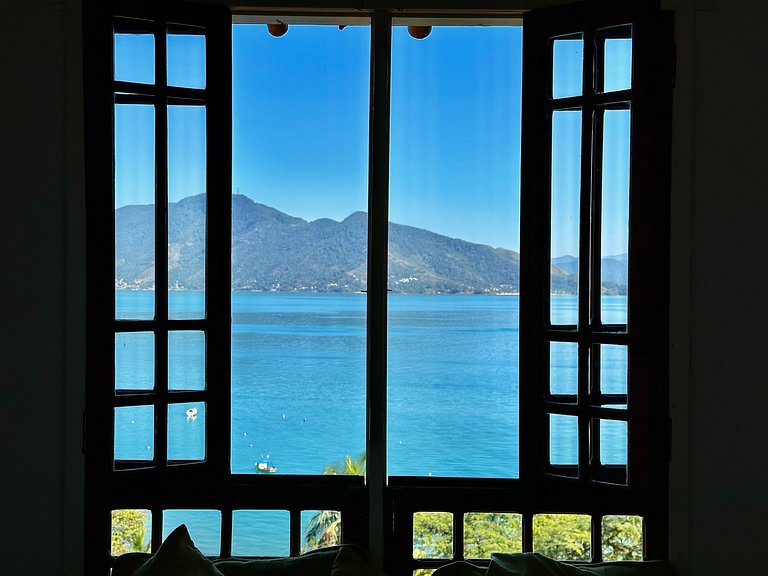 Vista deslumbrante, piscina, sauna, churrasqueira