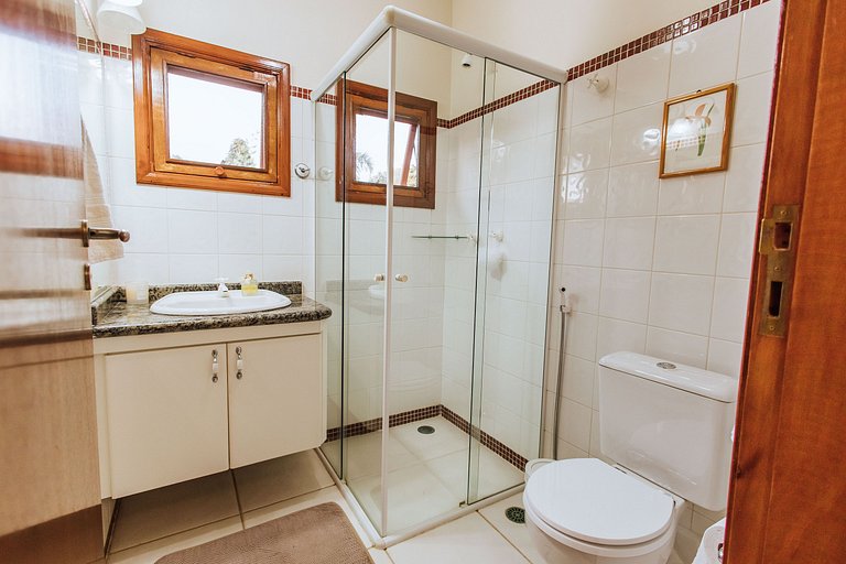 Costeira incrível, piscina, vista mar e sauna!