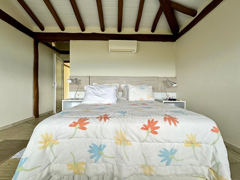Viva Como em um Resort, a Poucos Passos da Praia!