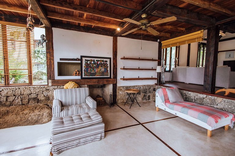 Casa acolhedora, piscina, área gourmet - Engenho