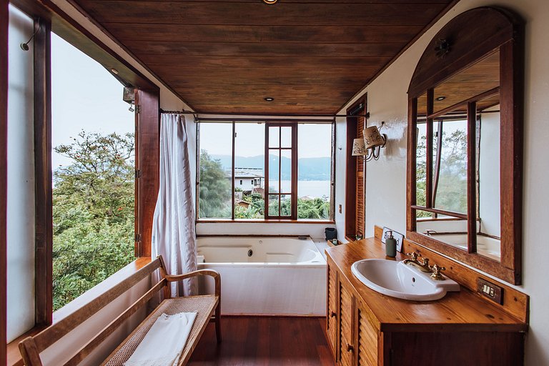 Casa acolhedora, piscina, área gourmet - Engenho