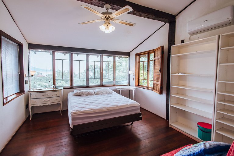 Casa acolhedora, piscina, área gourmet - Engenho