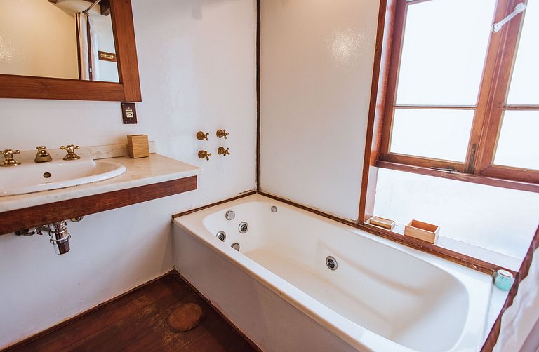 Casa acolhedora, piscina, área gourmet - Engenho