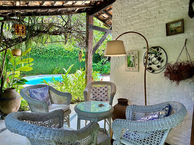 Piscina, área gourmet e localização privilegiada