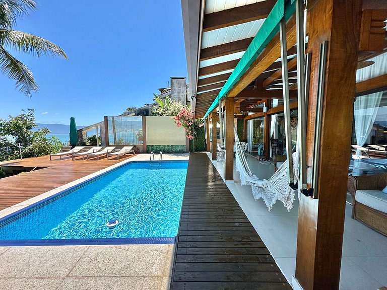 Casa Norte da Ilha com Vista Magnífica para o Mar!