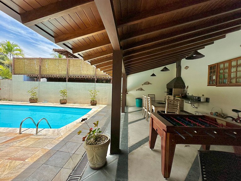 Piscina e churrasqueira - Perequê, Ilhabela