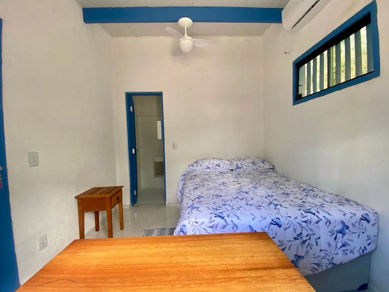 CASA À VENDA EM FRENTE À PRAIA DA SIRIÚBA | ILHABELA