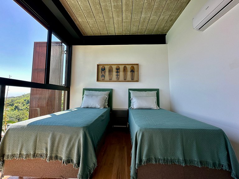 Casa contemporânea e vista deslumbrante