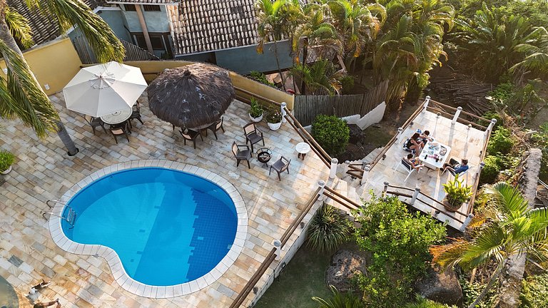 Costeira incrível, piscina, vista mar e sauna!
