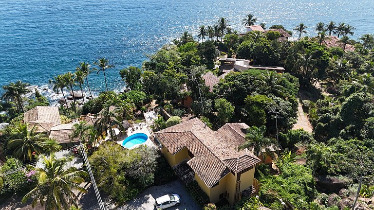 Costeira incrível, piscina, vista mar e sauna!