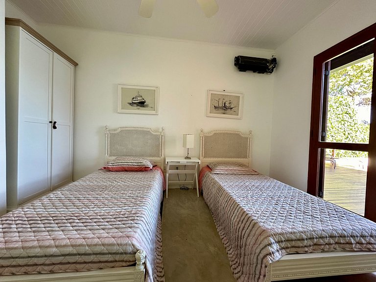 Casa na Feiticeira - Piscina, píer e linda vista