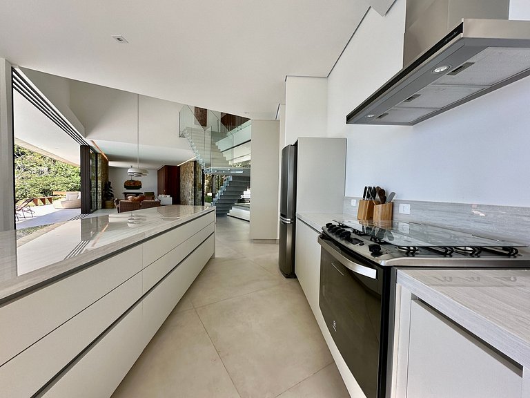 Vista incrível, luxo, piscina e área gourmet