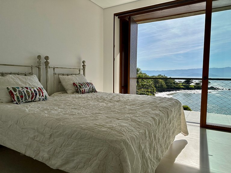 Casa nova, piscina, vista e área gourmet