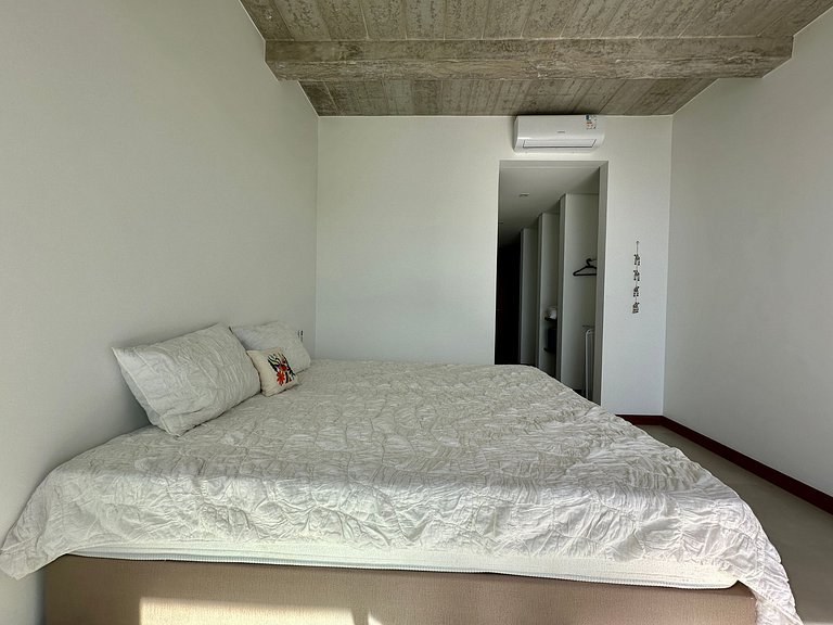 Casa nova, piscina, vista e área gourmet