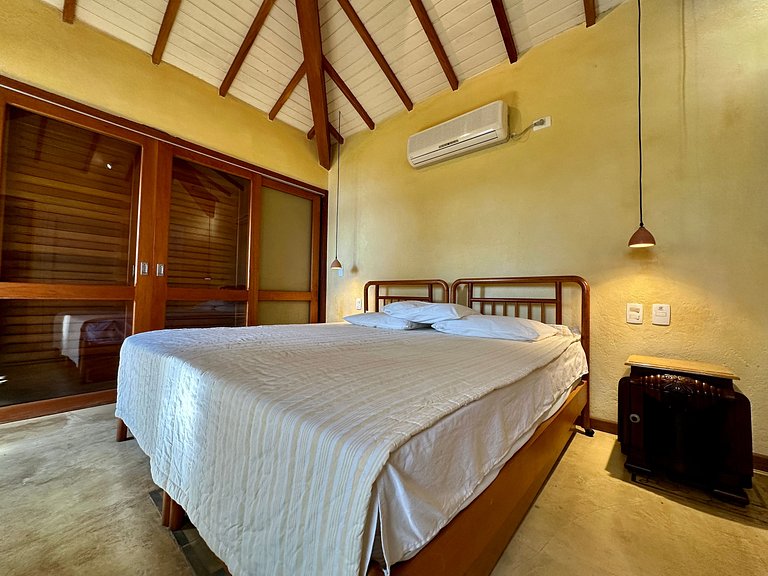 Casa com vista para o mar, piscina e área gourmet