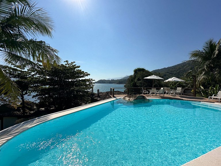 Casa Exclusiva Pé-na-Areia ao Sul de Ilhabela – Projeto Iraê