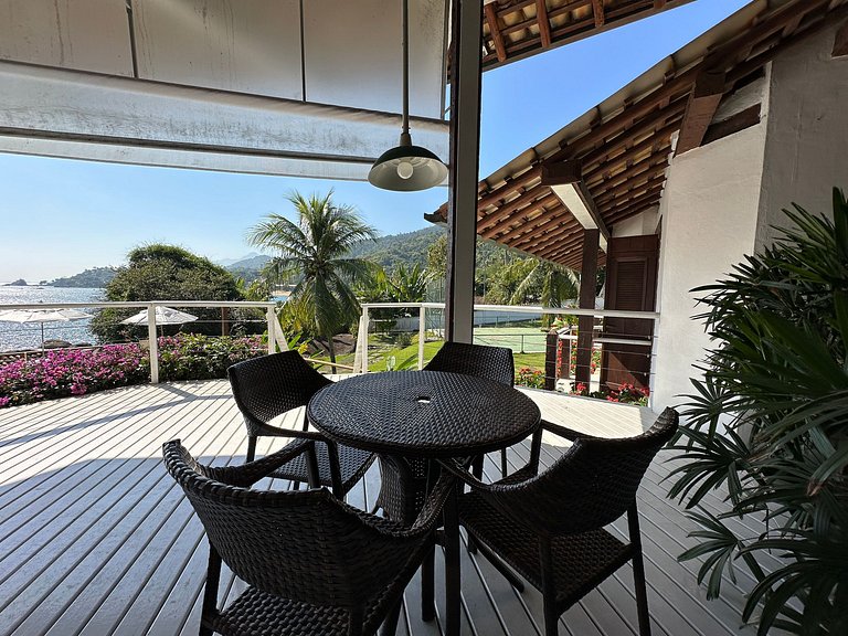 Casa Exclusiva Pé-na-Areia ao Sul de Ilhabela – Projeto Iraê