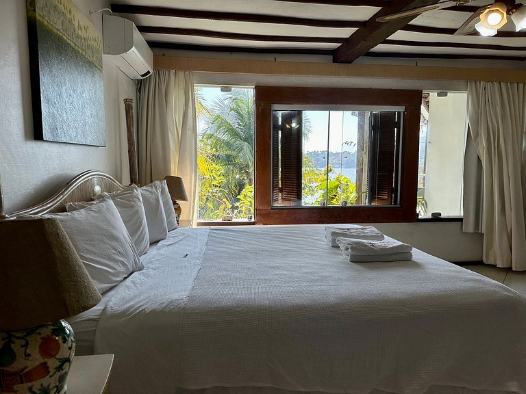 Casa Exclusiva Pé-na-Areia ao Sul de Ilhabela – Projeto Iraê