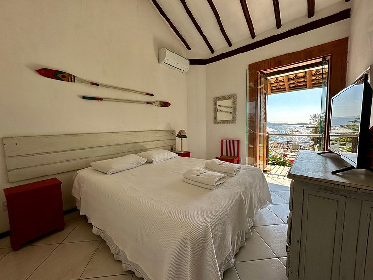 Casa Exclusiva Pé-na-Areia ao Sul de Ilhabela – Projeto Iraê