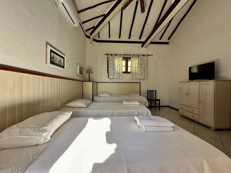 Casa Exclusiva Pé-na-Areia ao Sul de Ilhabela – Projeto Iraê