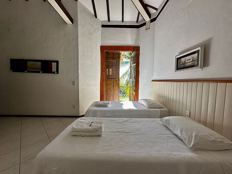 Casa Exclusiva Pé-na-Areia ao Sul de Ilhabela – Projeto Iraê