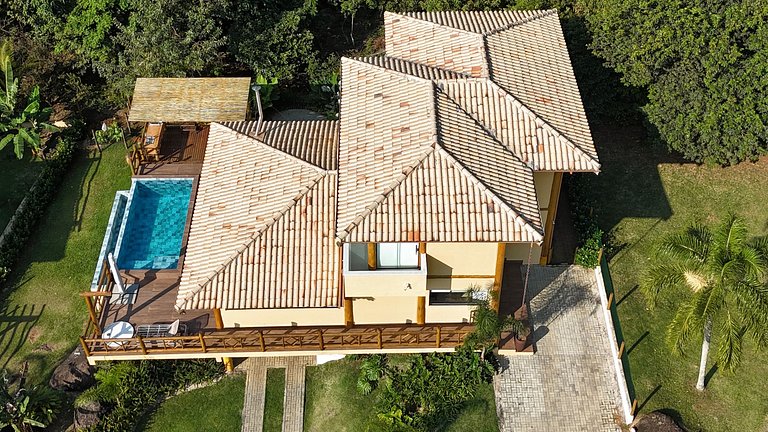 Casa incrível em condomínio - piscina e vista