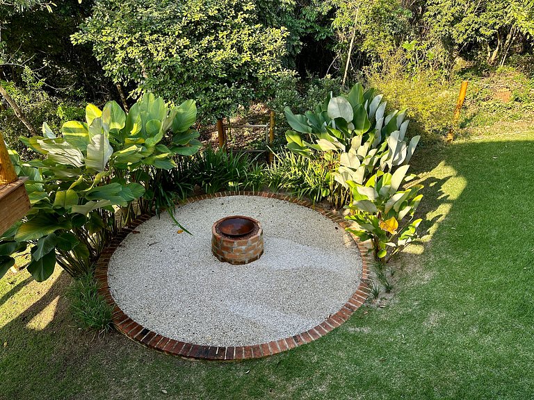Casa incrível em condomínio - piscina e vista