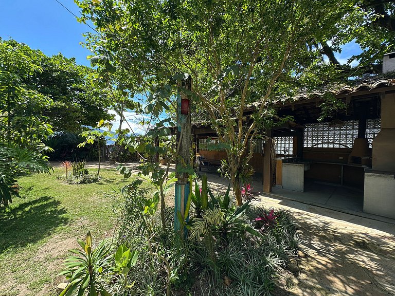 Casa pé na areia próxima à Vila Histórica
