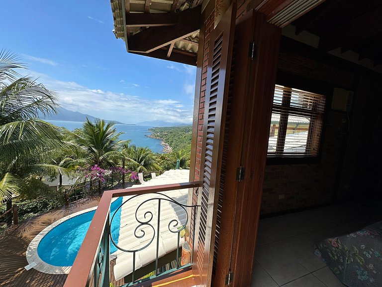 Refúgio, vista mar, piscina e churrasqueira