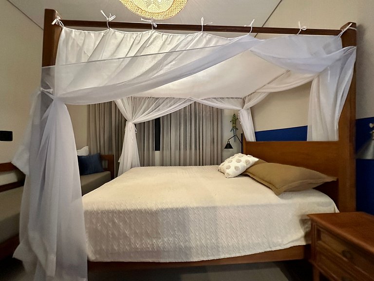 Rooftop com jacuzzi, piscina aquecida a 100m praia