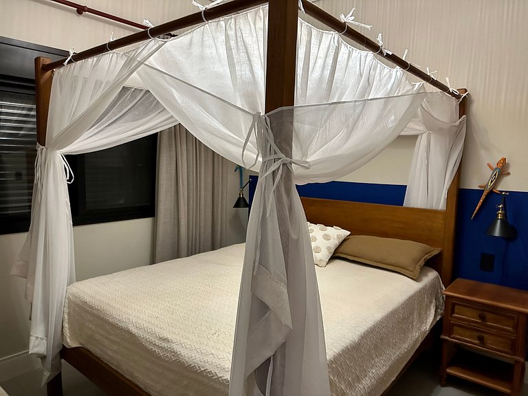 Rooftop com jacuzzi, piscina aquecida a 100m praia