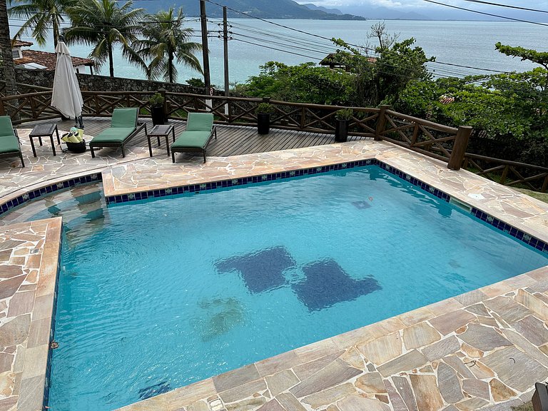 Piscina, jacuzzi, churrasqueira, próxima V. Salga