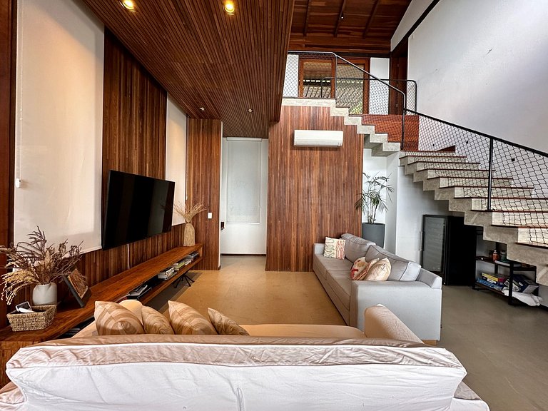 Casa em condomínio, piscina aquecida, sauna, vista