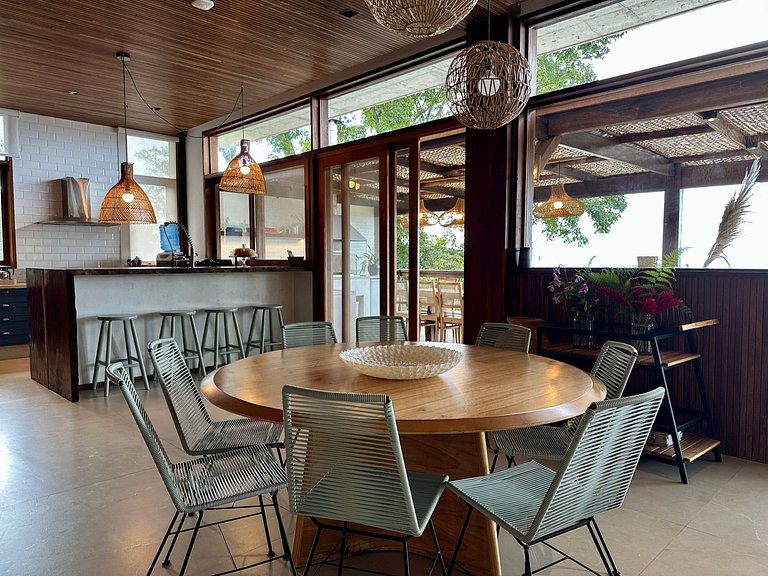 Casa em condomínio, piscina aquecida, sauna, vista