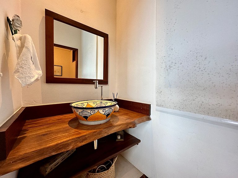 Casa em condomínio, piscina aquecida, sauna, vista