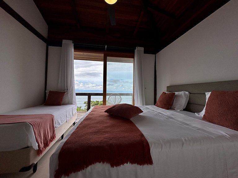 Casa em condomínio, piscina aquecida, sauna, vista