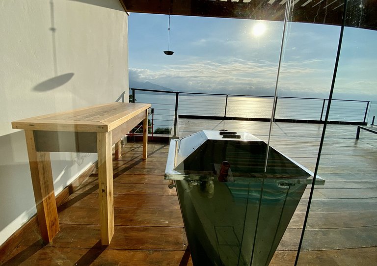 Próxima à Praia da Armação e Vila Salga
