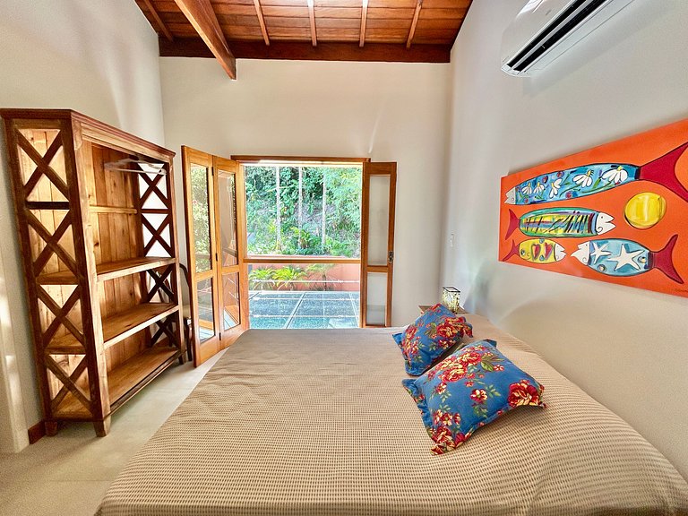 Seu Refúgio Pé na Areia em Ilhabela!