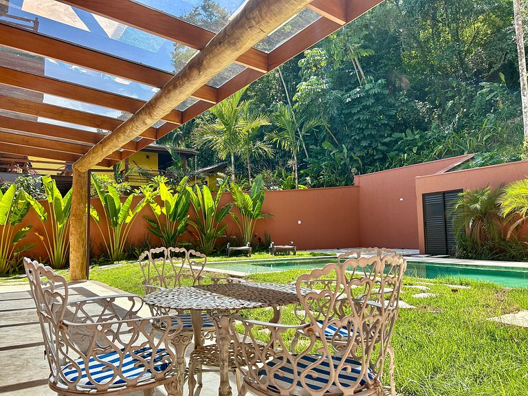 Seu Refúgio Pé na Areia em Ilhabela!